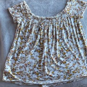 American Eagle Flower Blouse